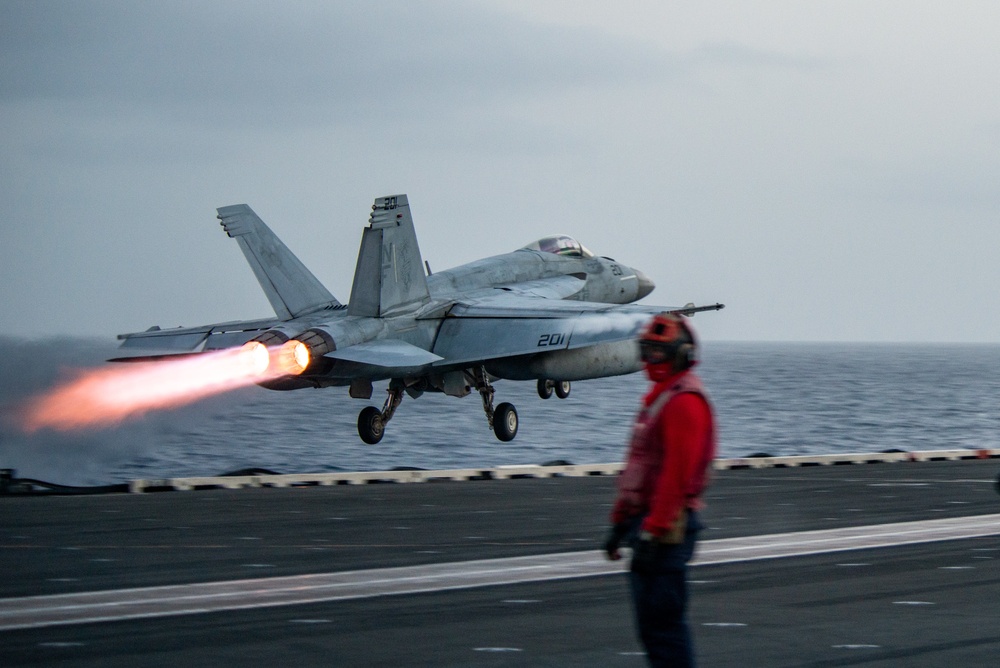 USS Ronald Reagan (CVN 76) Flight Operations