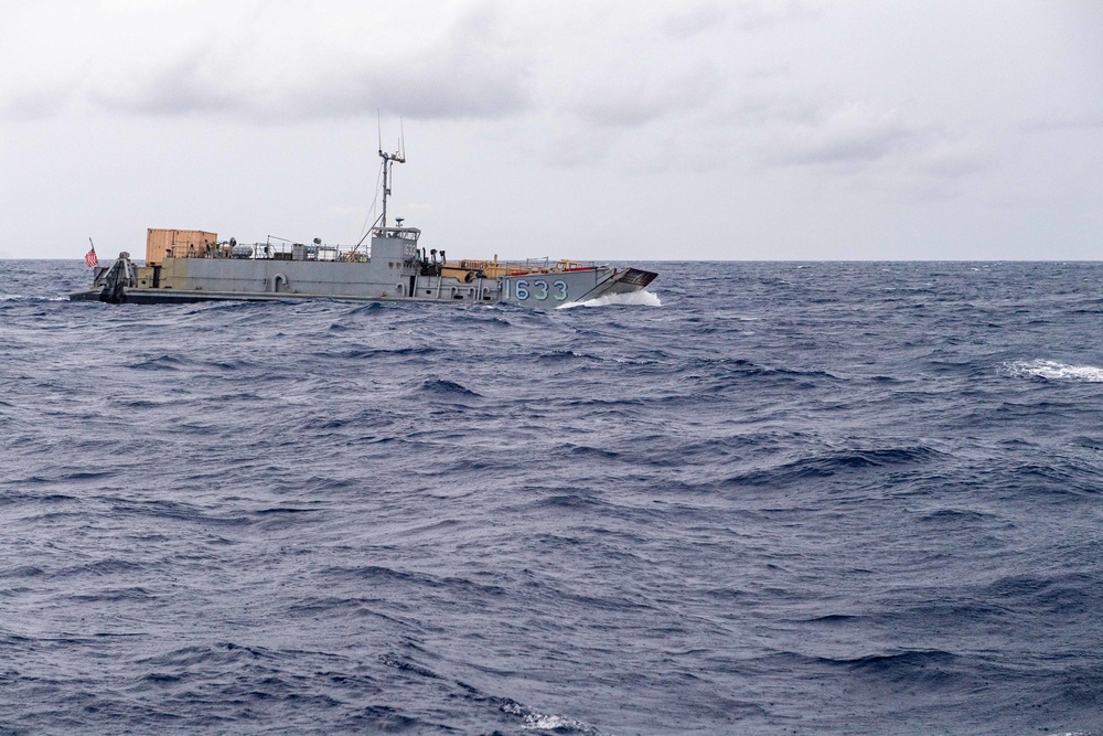 Landing Craft Utility 1633 Conducts Amphibious Operations