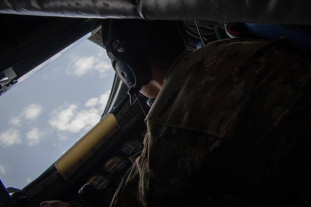 Fill ‘em up, keep ‘em flying!