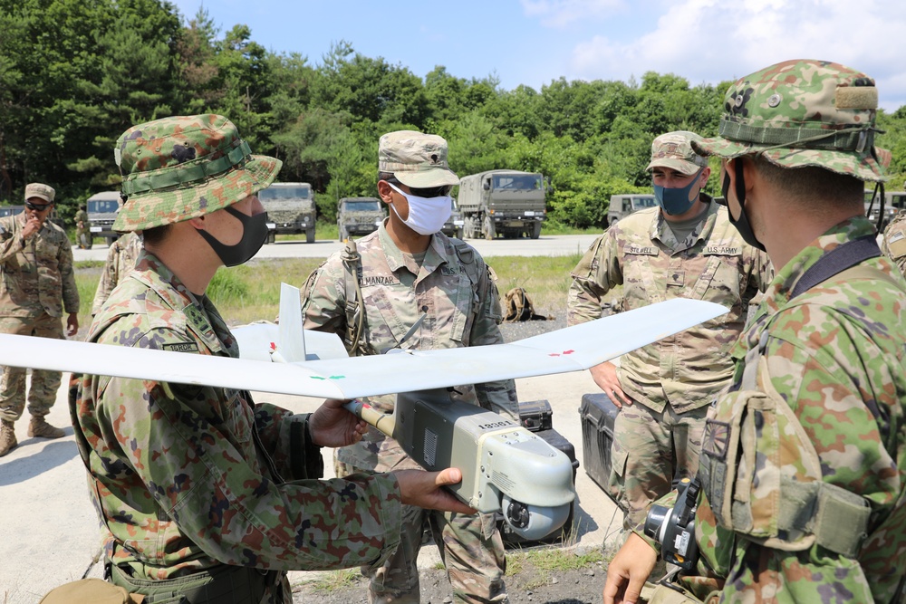 Display showcases U.S. and Japanese equipment during Orient Shield 21-2