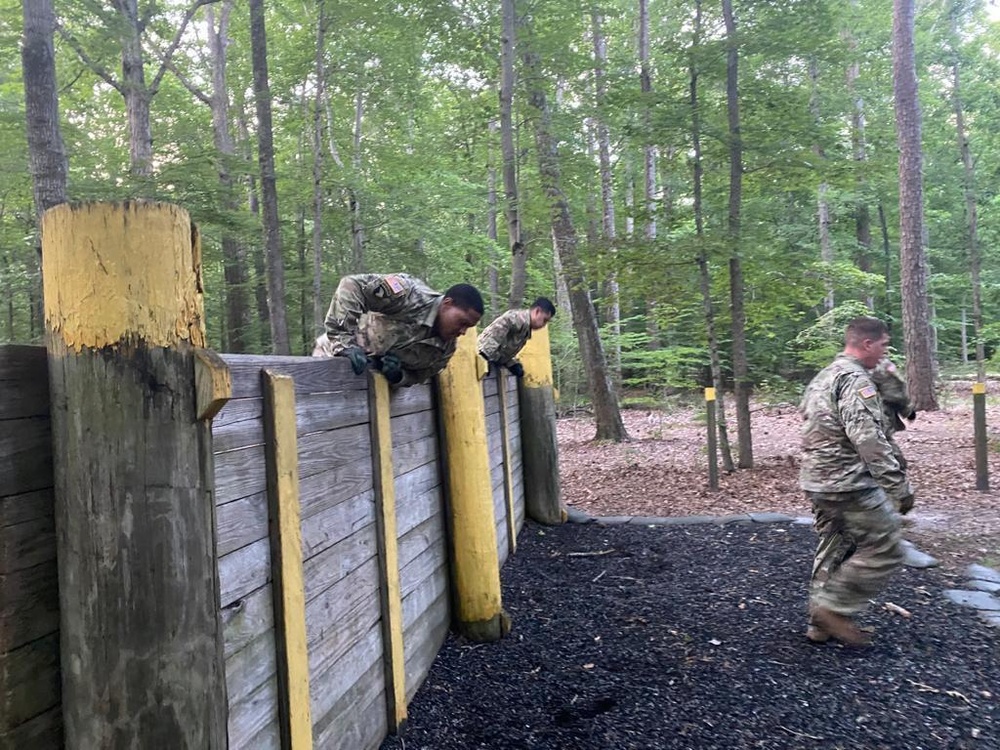 U.S. Army Soldiers Attending Advance Leaders Course complete the Obstacle Course