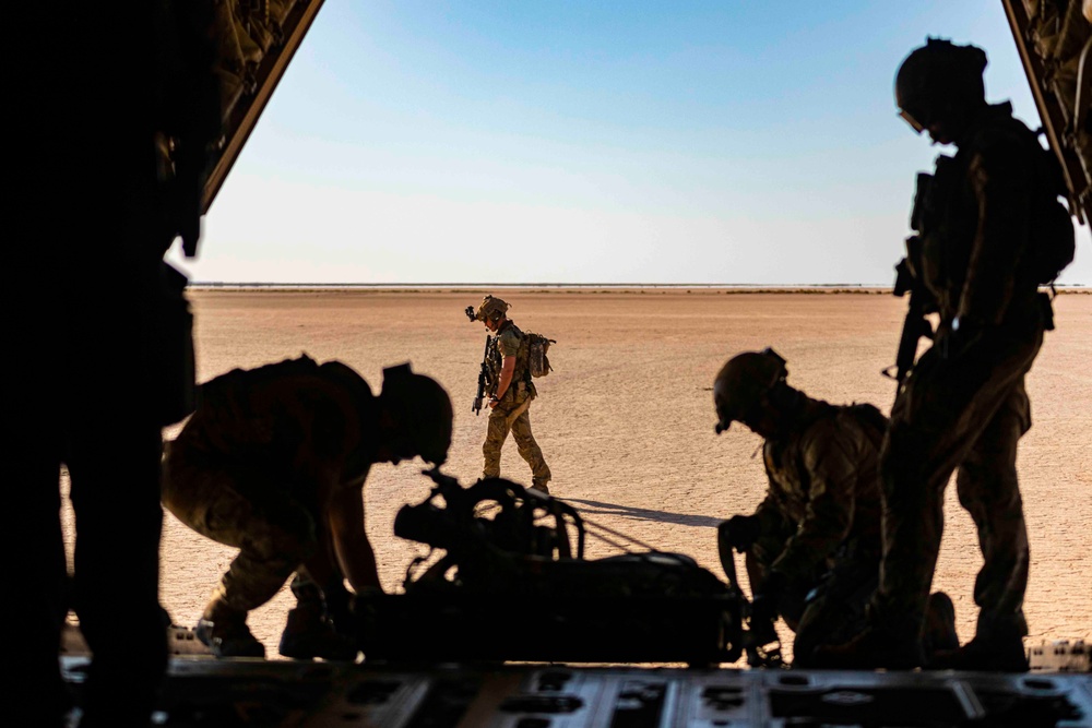 26th Expeditionary Rescue Squadron conducts refueling operations