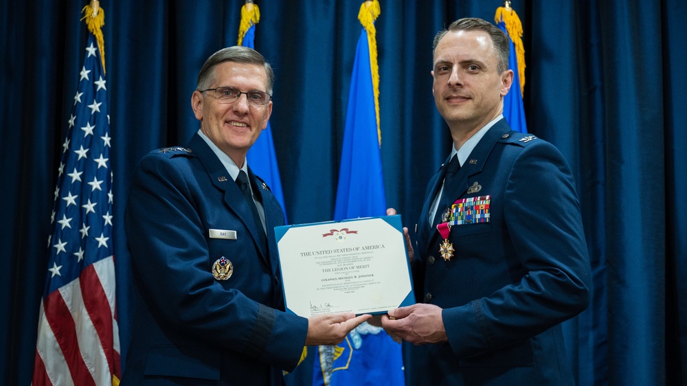 Col. Johanek retirement ceremony