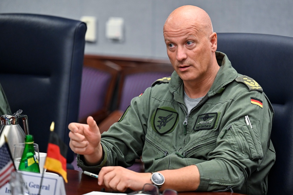CSAF Brown Meets German Lt. Gen. Gerhartz
