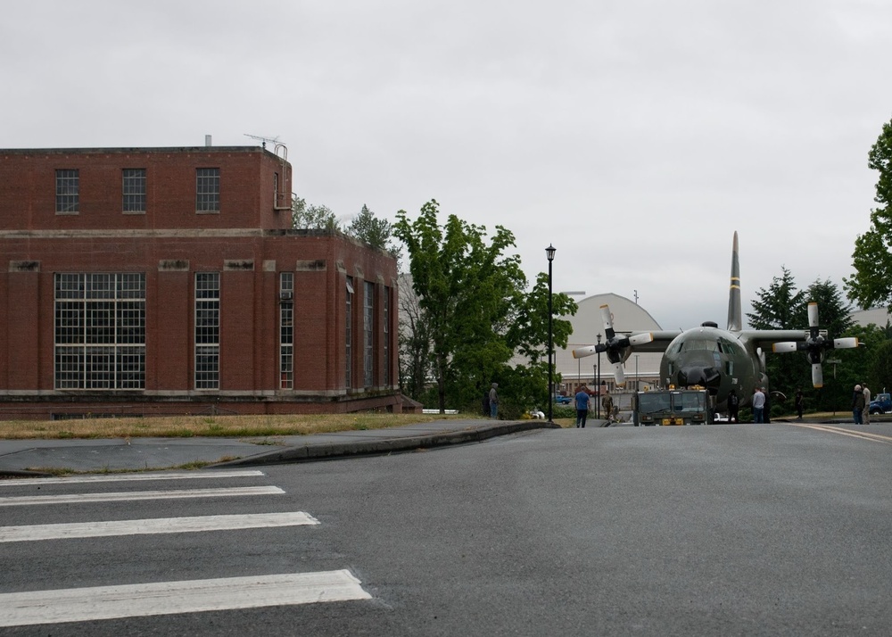 62nd AMXS, MXS provide crucial support to move C-130E Hercules to Heritage Hill