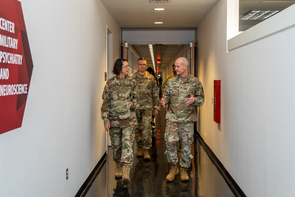 Brigadier General Wendy L. Harter Visits Walter Reed Army Institute of Research.