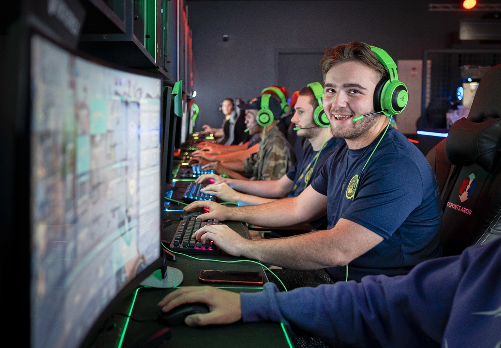 Goats &amp; Glory Play NTAG Mid America Future Sailors During KC Navy Week Esports Event