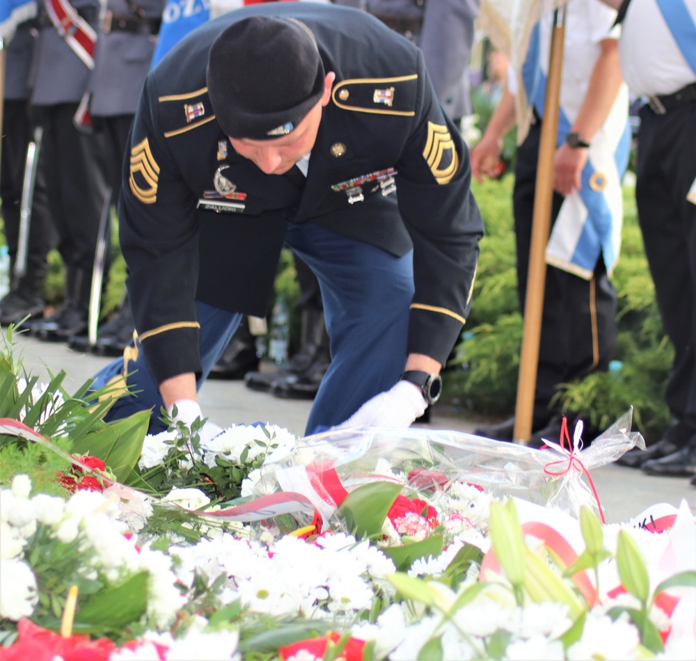 ASG-P pays tribute during the Poznan 1956 uprising ceremony