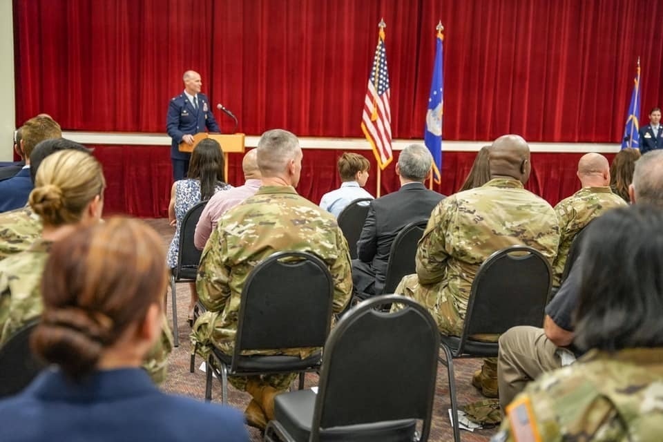 690th Cyberspace Operations Group holds change of command ceremony