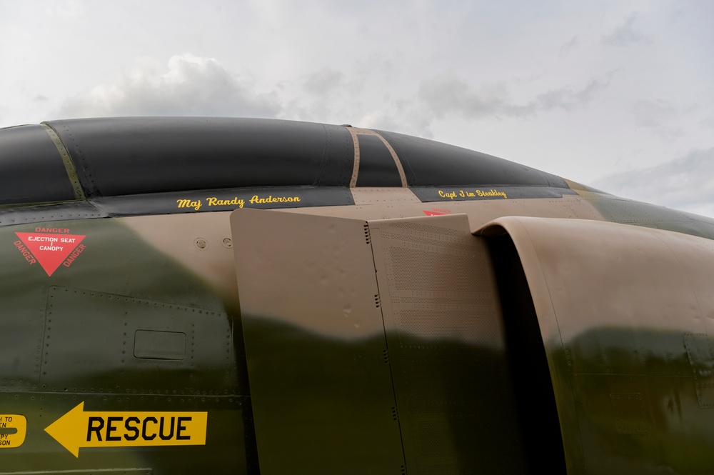 116 ACW Restores F-4 Phantom II