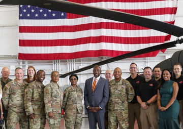 Senator Warnock visits GNGC