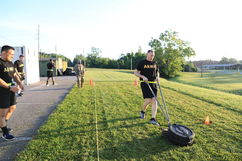 1st Theater Sustainment Command Senior and Junior Leaders take Army Combat Fitness Test Assessment