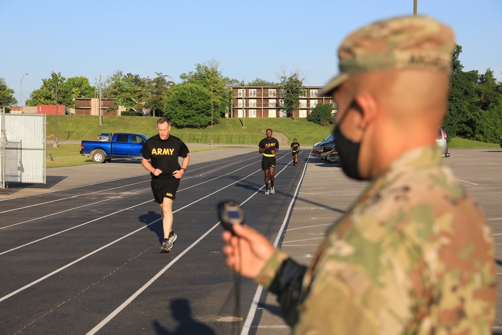 1st Theater Sustainment Command Senior and Junior Leaders take Army Combat Fitness Test Assessment