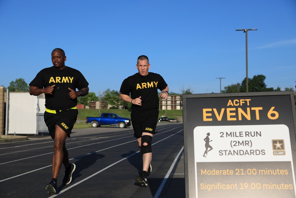 1st Theater Sustainment Command Senior and Junior Leaders take Army Combat Fitness Test Assessment