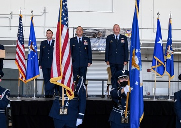 New 910th commander comes home