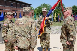 Army Reserve division welcomes new commanding general