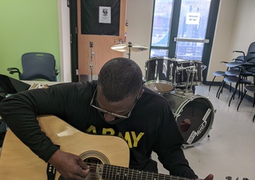 Chord by Chord, Recovering Soldiers Learn to Make Music