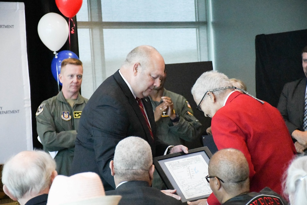 Downtown Kansas City Airport renames terminal to honor Tuskegee Airman Brigadier General Charles E. McGee