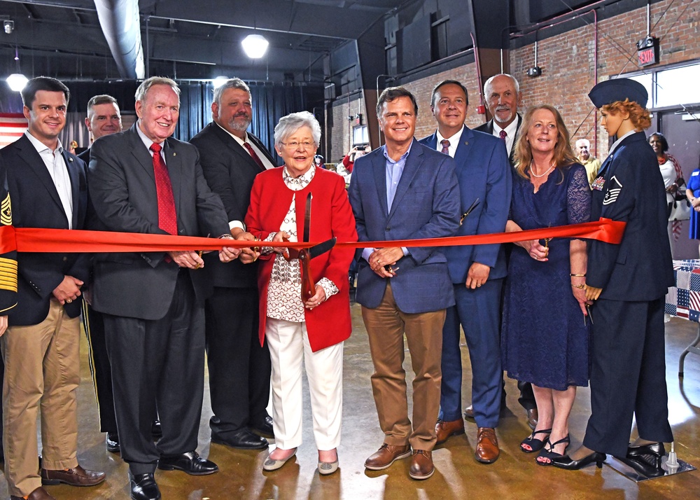 Veterans museum reopens in new facility, preserves history of local veterans