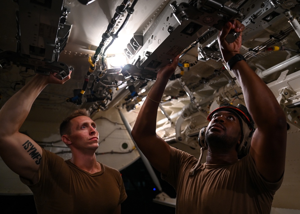 &quot;The Skinny Dragons&quot; patrol skies over East Africa