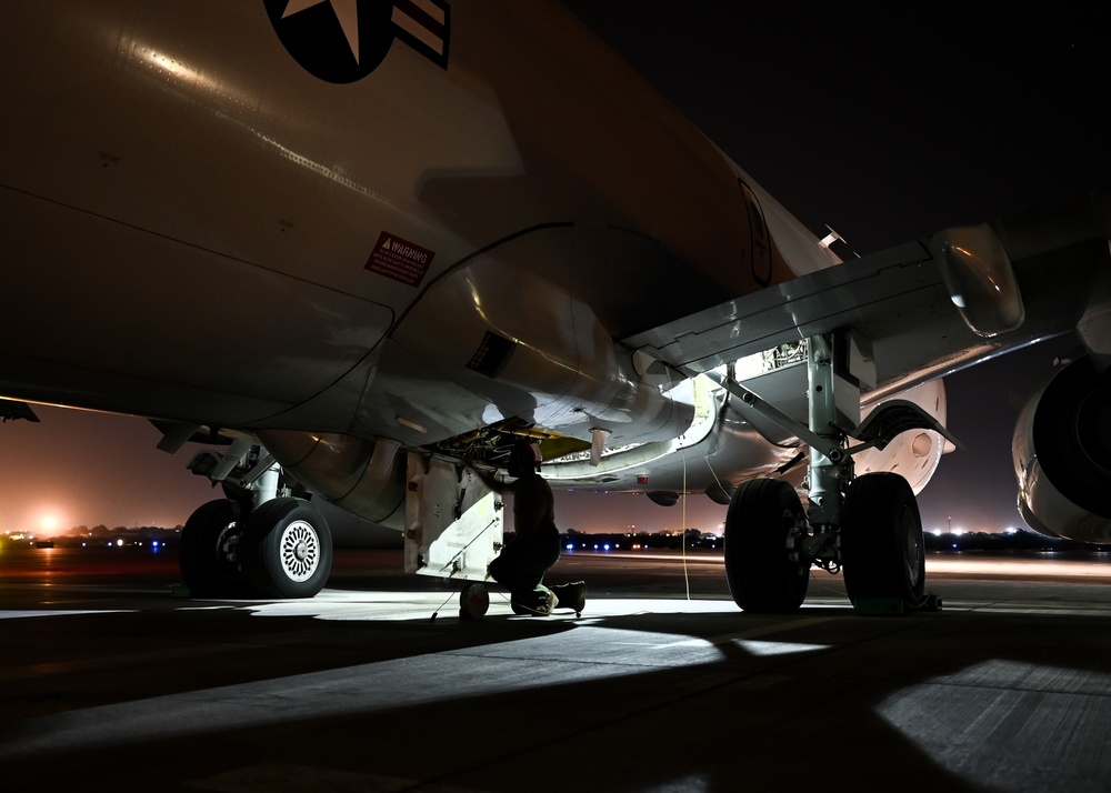 &quot;The Skinny Dragons&quot; patrol skies over East Africa