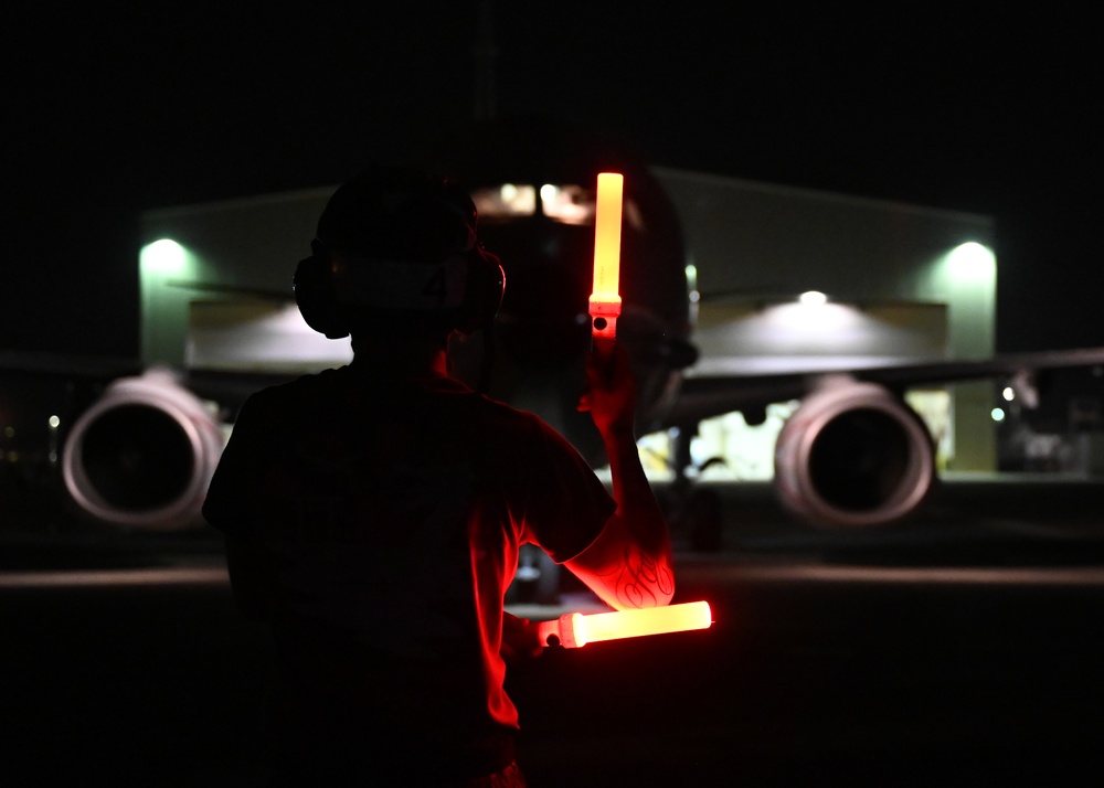 &quot;The Skinny Dragons&quot; patrol skies over East Africa