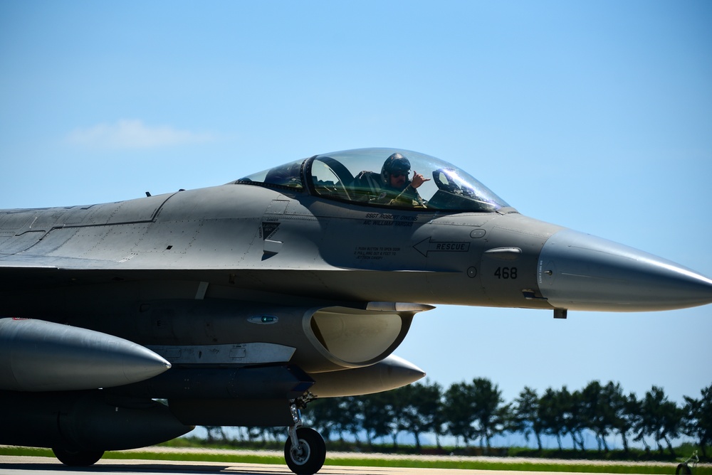 8th FW jets return from Red Flag-Alaska 21-2