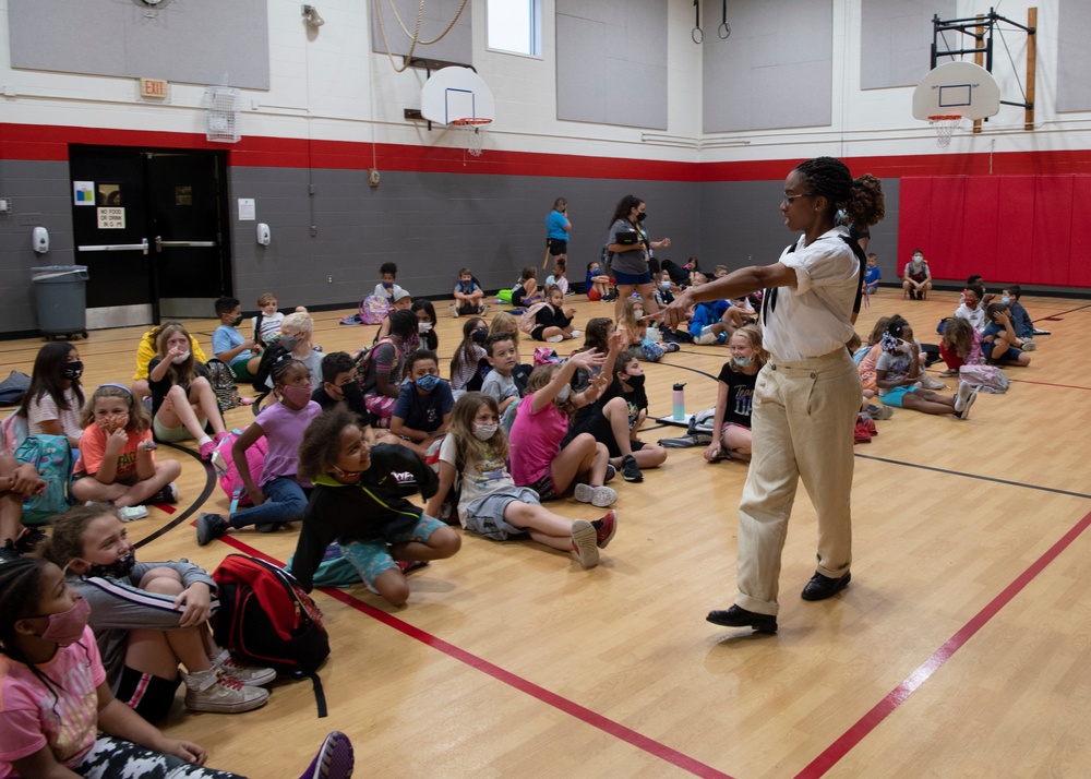 USS Constitution Sailors Visit YMCA Summer Camp Kids During Kansas City Navy Week