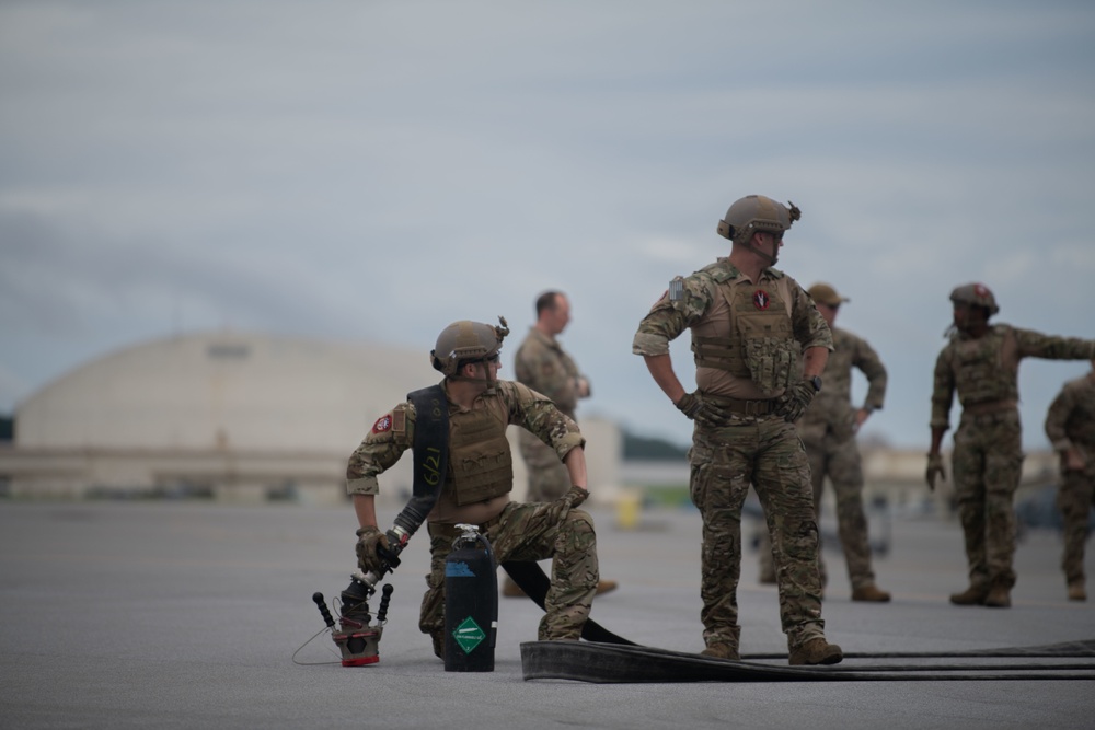 18th LRS conducts FARP training