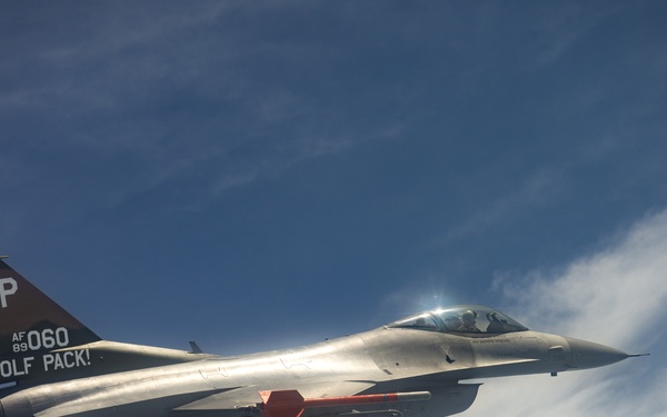 US, ROK go sky-high for friendship flight