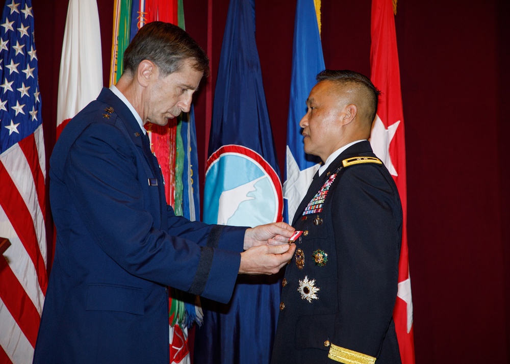 Maj. Gen. Viet X Luong's retirement ceremony