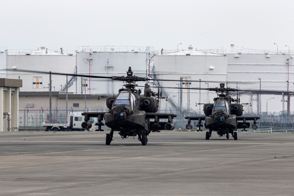 U.S. Army AH-64 Apache pilots take flight aboard Marine Corps Air Station Iwakuni