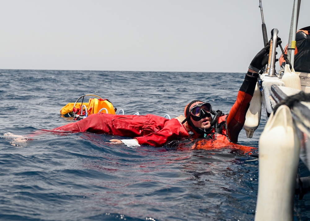 82 ERQS conducts water rescue training with French partners