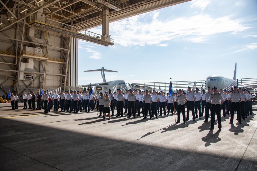 97th AMW welcomes Baker as new commander