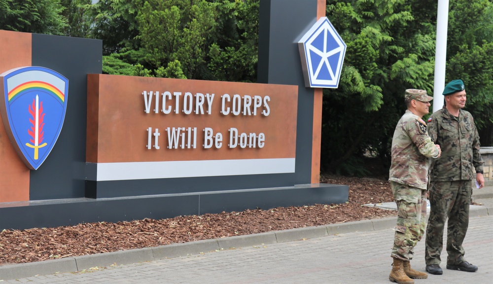 DVIDS - Images - V Corps Forward motto unveiling ceremony held in ...