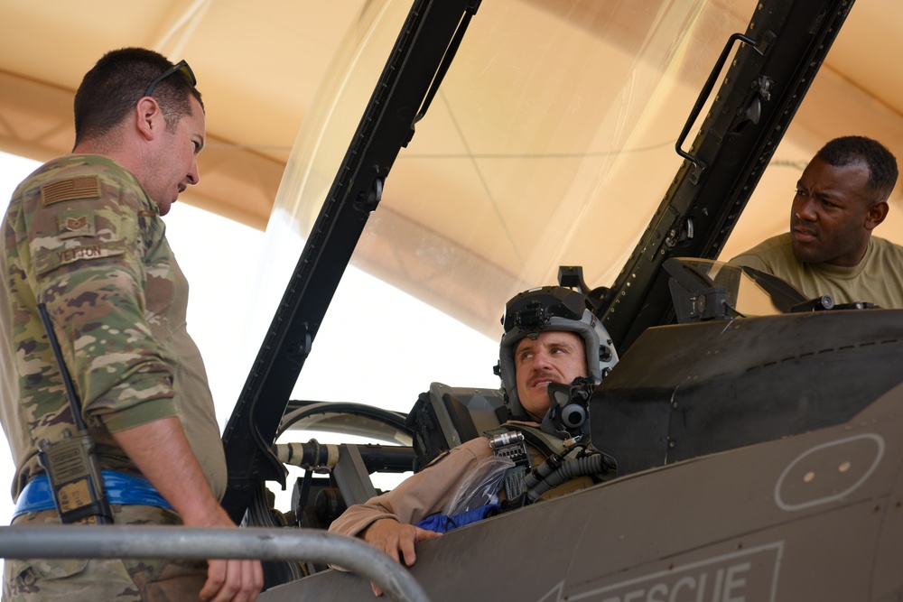 157th Airmen prepare jets for takeoff