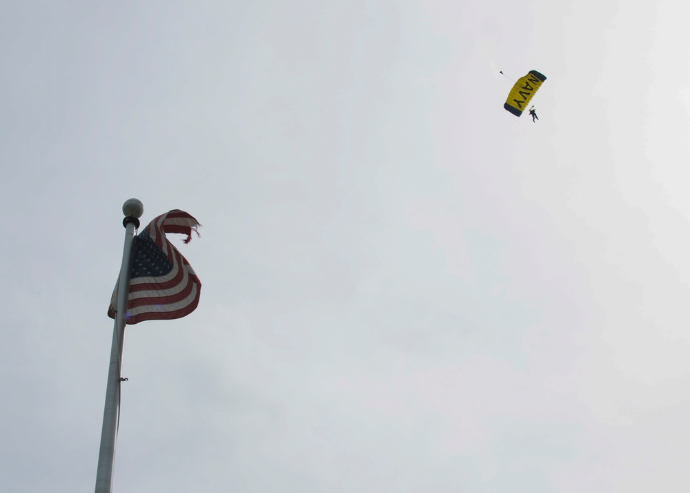 Sailors Attend Harry S. Truman Library and Museum Dedication During Kansas City Navy Week