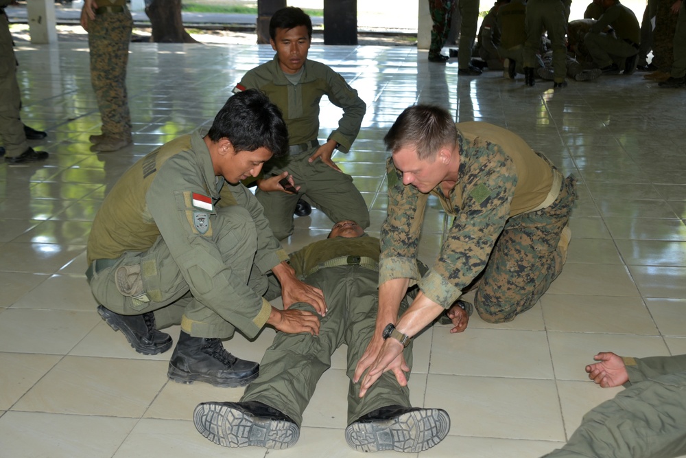 U.S. Marine Corps and Indonesian Korps Marinir Joint Training Exercise