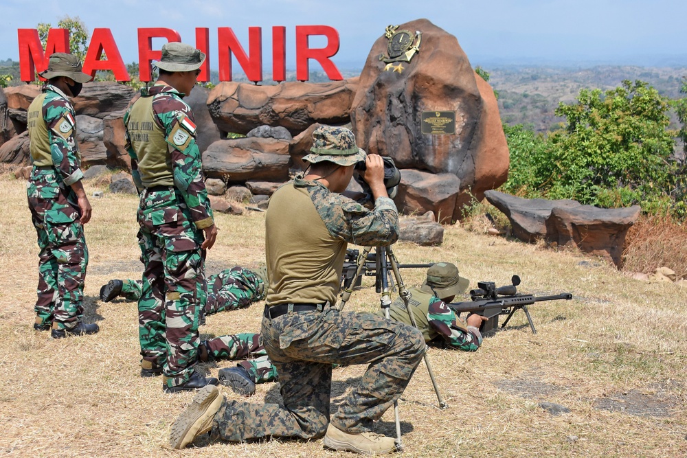 U.S. Marine Corps and Indonesian Korps Marinir Joint Training Exercise