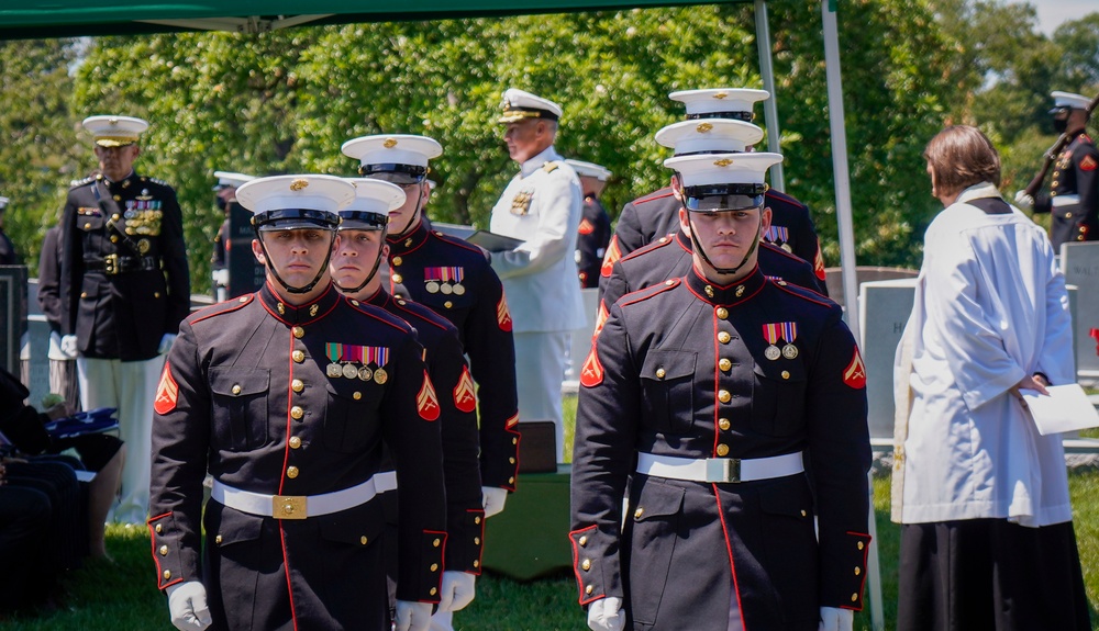 Marines Conduct Full Honors Funeral for Senator Warren