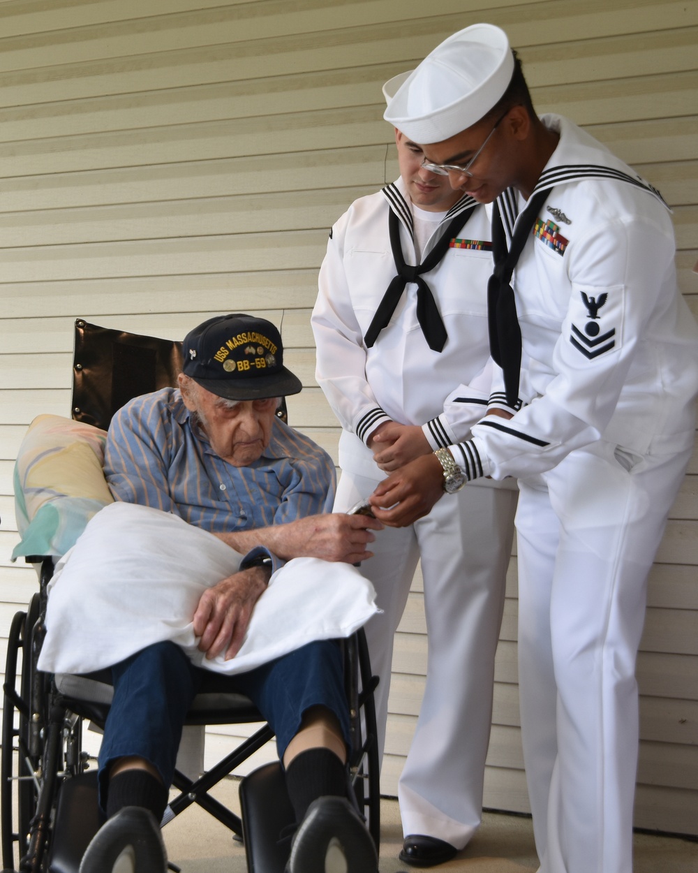 PCU Massachusetts Sailors Visit Battleship Massachusetts Veteran in NJ