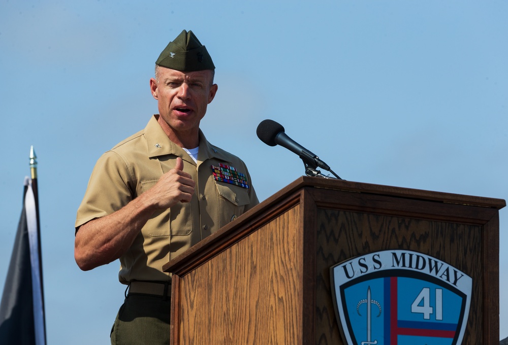 Service members become citizens during all-military naturalization ceremony