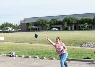Leaders pause, thank Soldiers during appreciation day