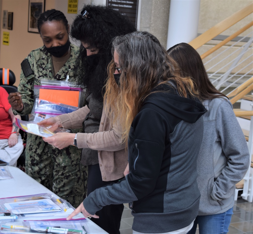 STEM stoked for summer at NHB/NMRTC Bremerton