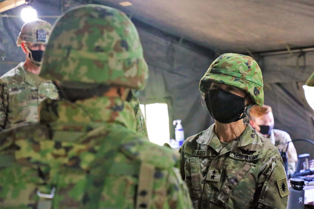 MG Laura Yeager visits bilateral Fire Direction Center Yausubetsu Training Area June 28