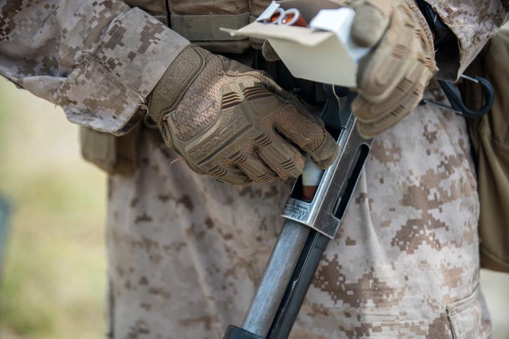 11th MEU Conducts Breaching Range