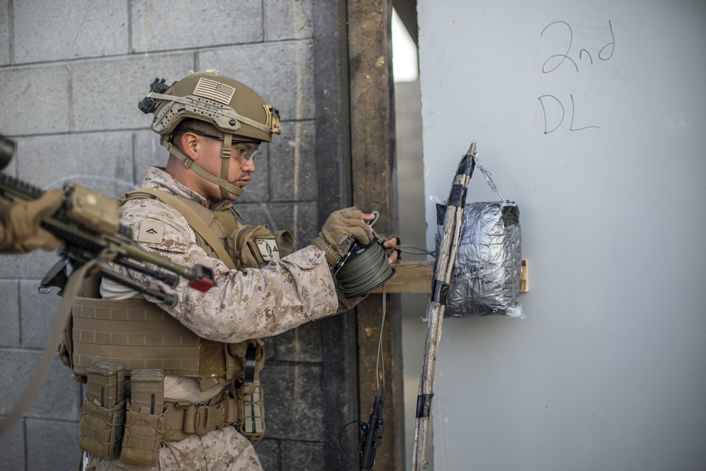 11th MEU Conducts Breaching Range