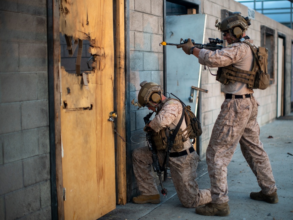 11th MEU Conducts Breaching Range