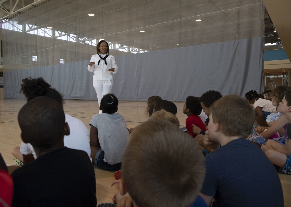 Sailors Visit YMCA Kids During Kansas City Navy Week 2021