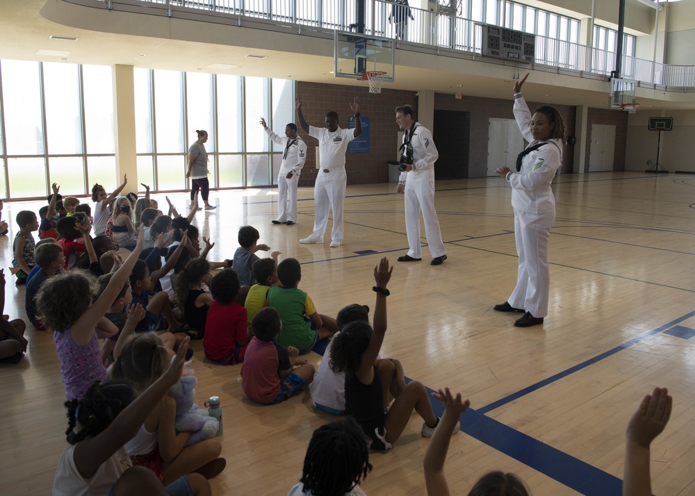 Sailors Visit YMCA Kids During Kansas City Navy Week 2021